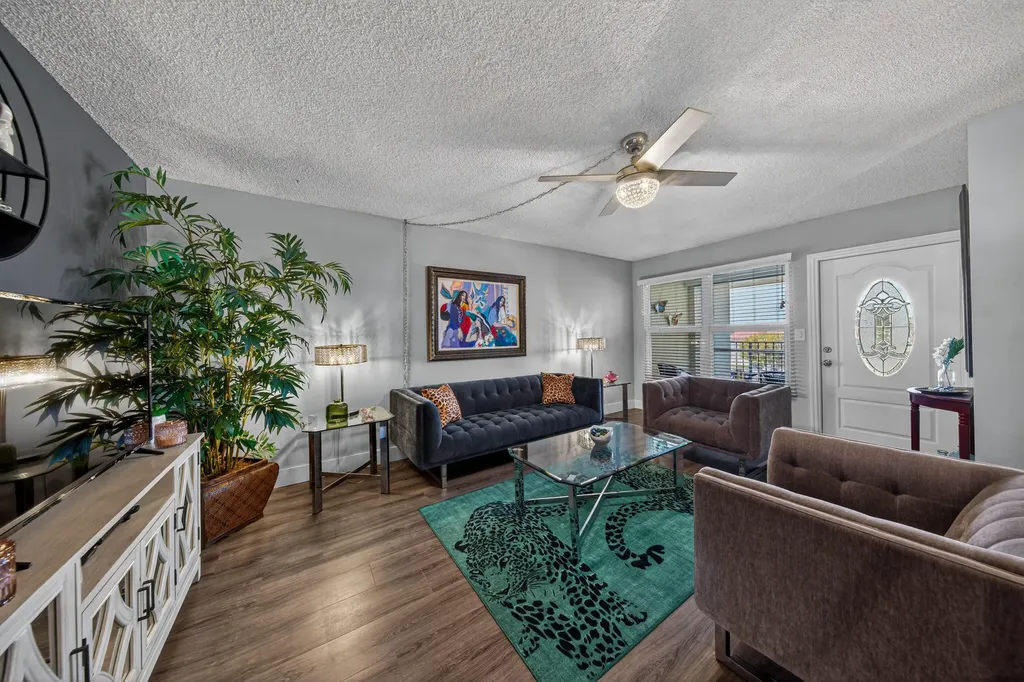804 SE 7th Street SE Deerfield Beach FL 33441