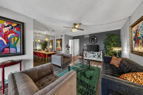 804 SE 7th Street SE Deerfield Beach FL 33441