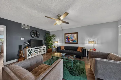 804 SE 7th Street SE Deerfield Beach FL 33441