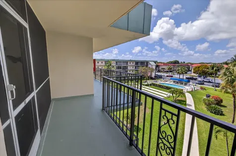 804 SE 7th Street SE Deerfield Beach FL 33441
