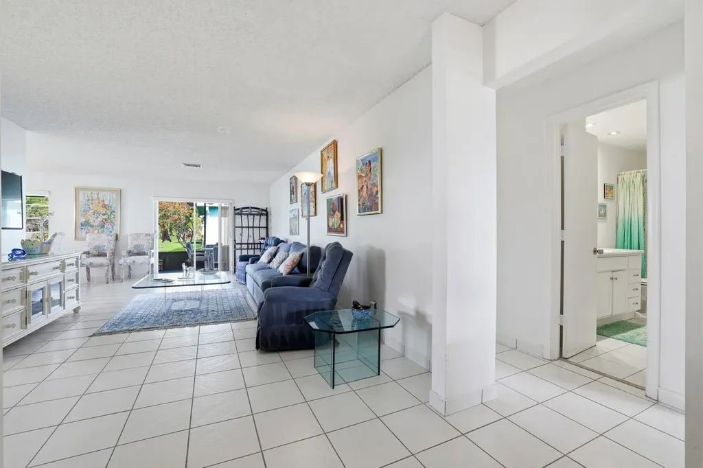 6091 Dusenburg Road Delray Beach FL 33484