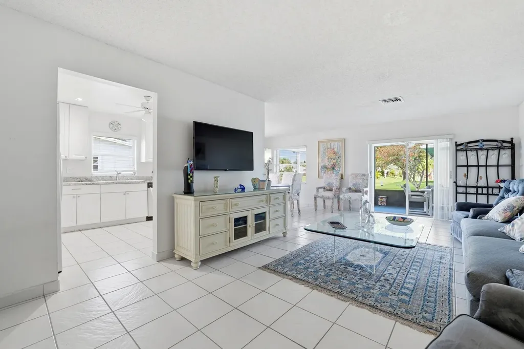6091 Dusenburg Road Delray Beach FL 33484