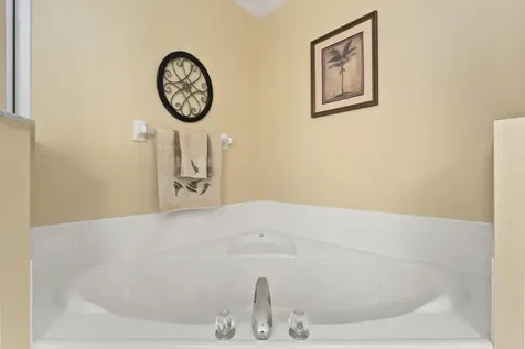 2743 SW District Avenue Port St Lucie FL 34953