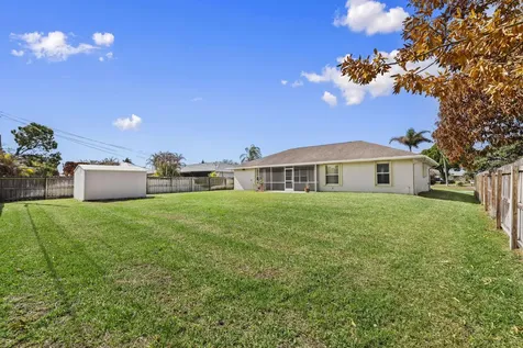 2743 SW District Avenue Port St Lucie FL 34953