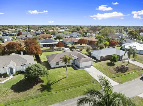2743 SW District Avenue Port St Lucie FL 34953