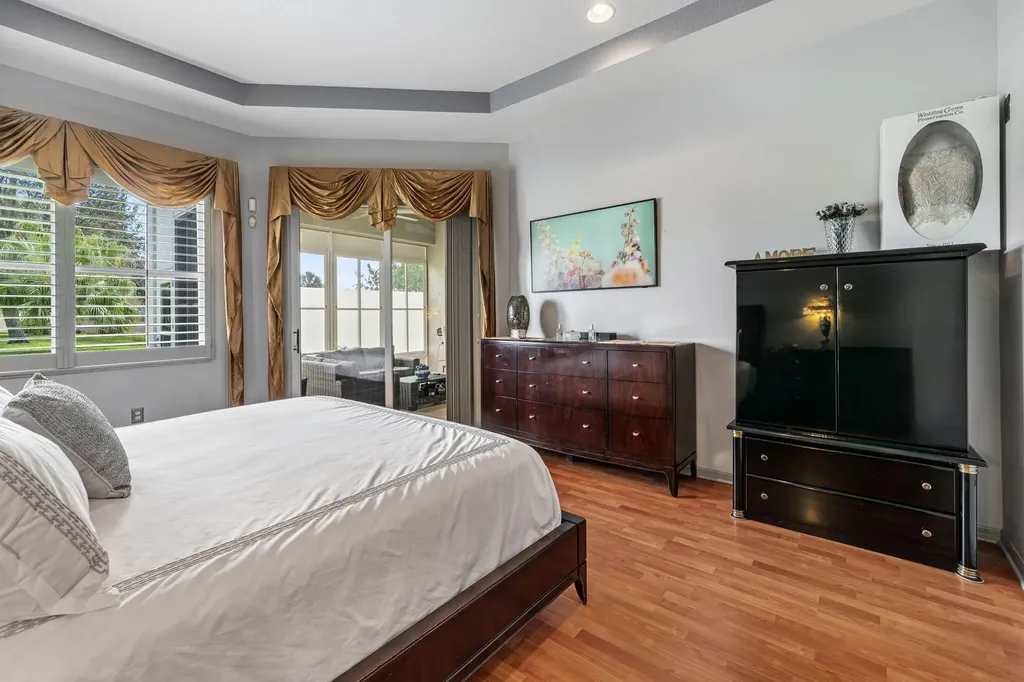 261 SW Lake Forest Way Port St Lucie FL 34986