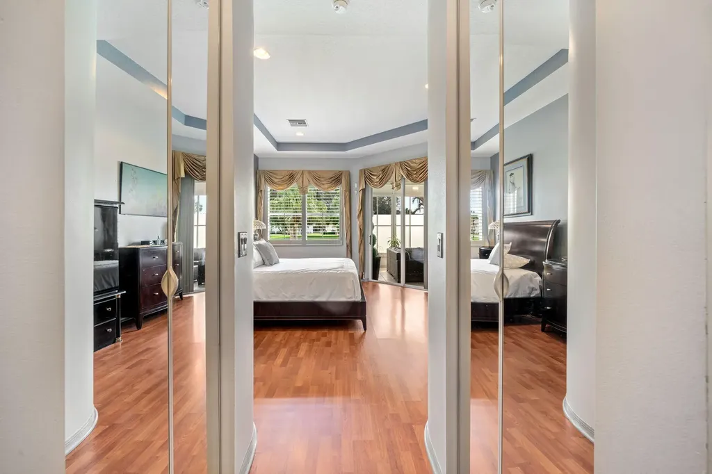 261 SW Lake Forest Way Port St Lucie FL 34986