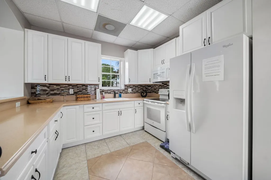 261 SW Lake Forest Way Port St Lucie FL 34986