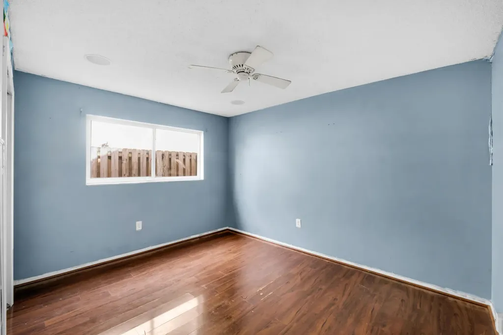 3570 NW 120th Way Sunrise FL 33323
