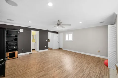 3570 NW 120th Way Sunrise FL 33323