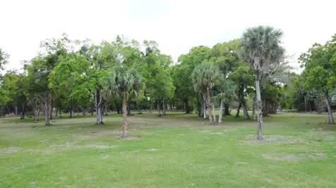 5555 23rd Street SW Vero Beach FL 32968