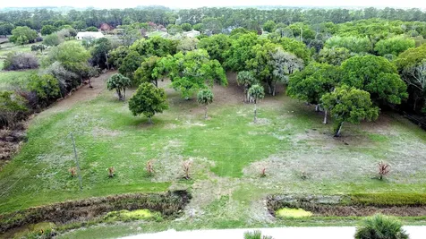 5555 23rd Street SW Vero Beach FL 32968