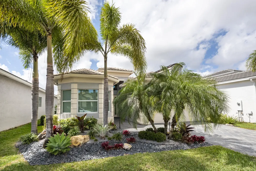 12573 Crested Butte Avenue Boynton Beach FL 33473
