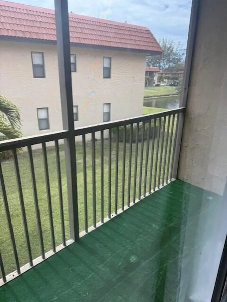21911 Lake Forest Circle Boca Raton FL 33433
