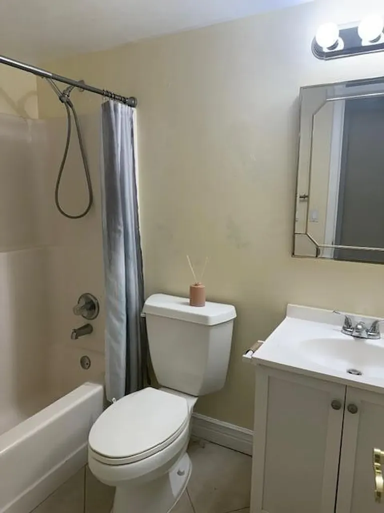 21911 Lake Forest Circle Boca Raton FL 33433
