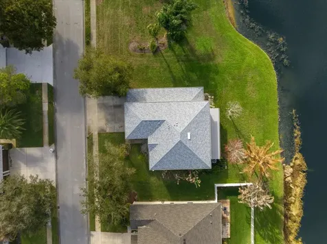 6052 Ridge Lake Circle Vero Beach FL 32967