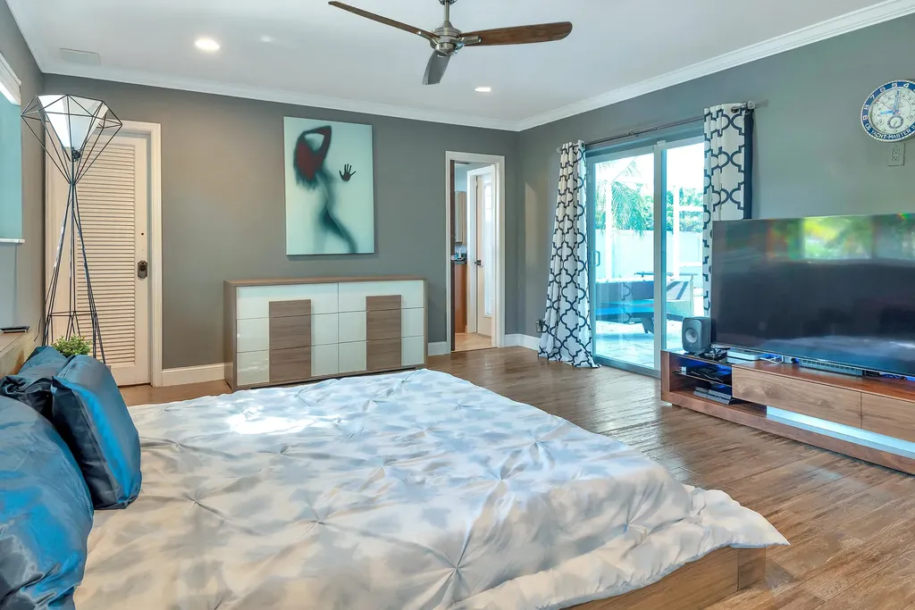 2116 NE 68th Street Fort Lauderdale FL 33308