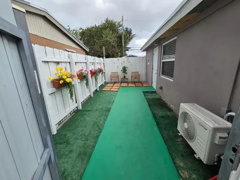 4824 SW 45th Avenue Dania Beach FL 33314