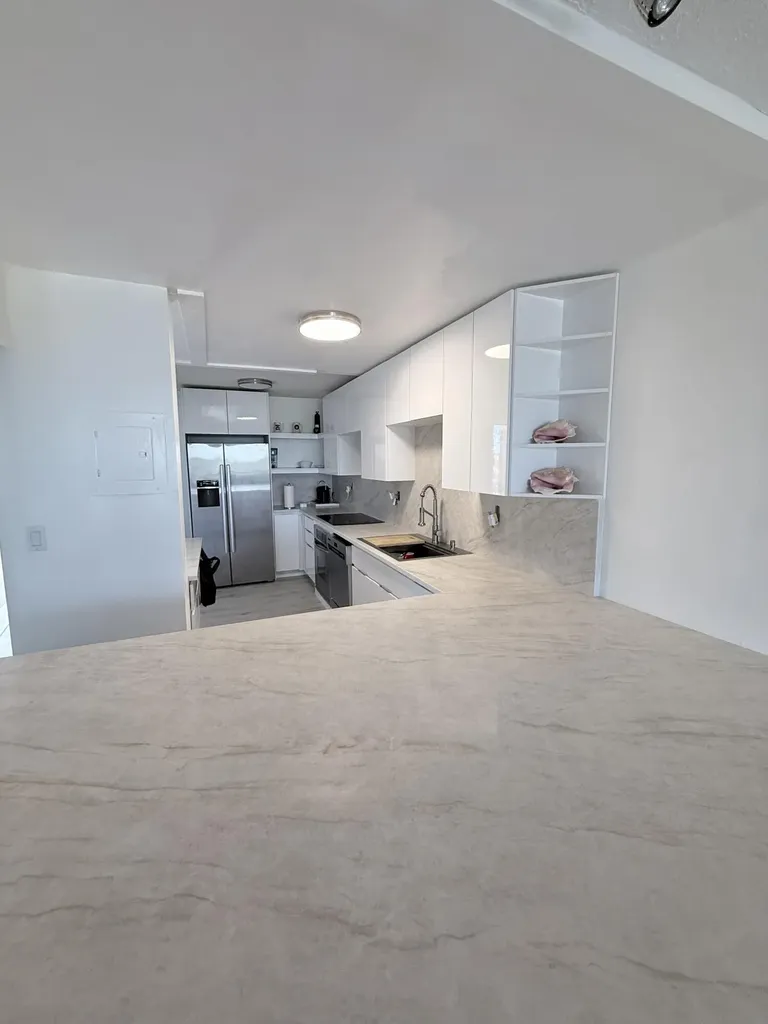 6 Royal Palm Way Boca Raton FL 33432