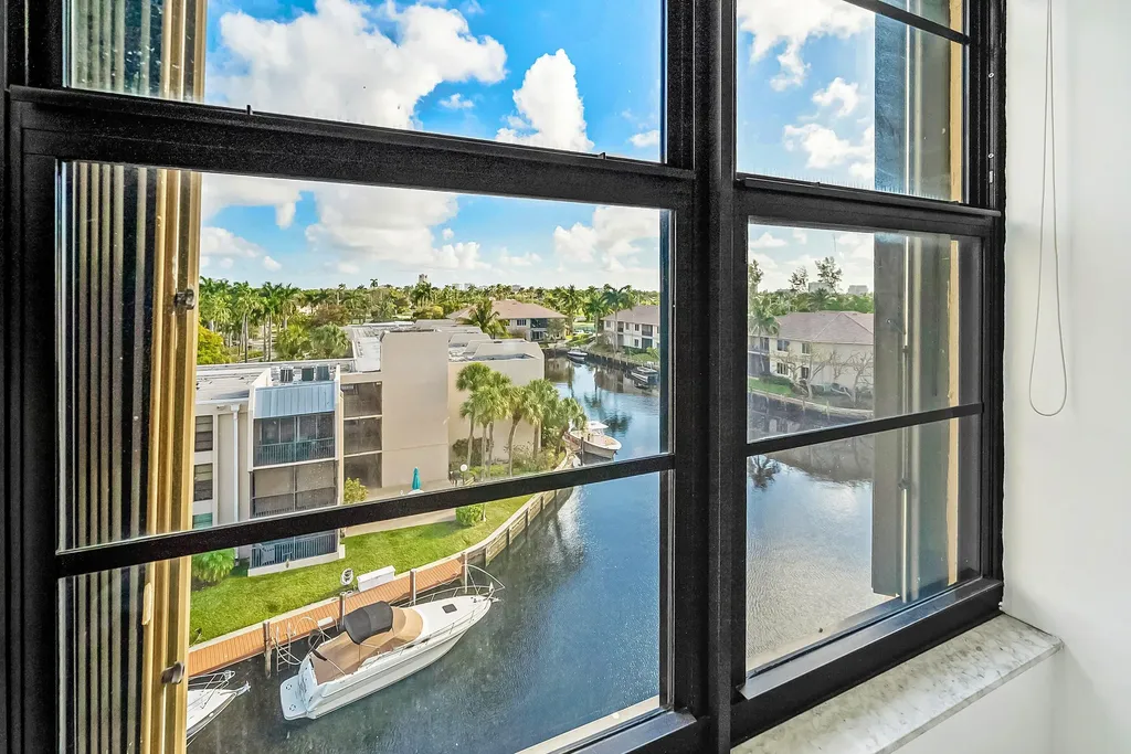 6 Royal Palm Way Boca Raton FL 33432