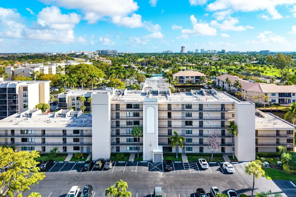 6 Royal Palm Way Boca Raton FL 33432