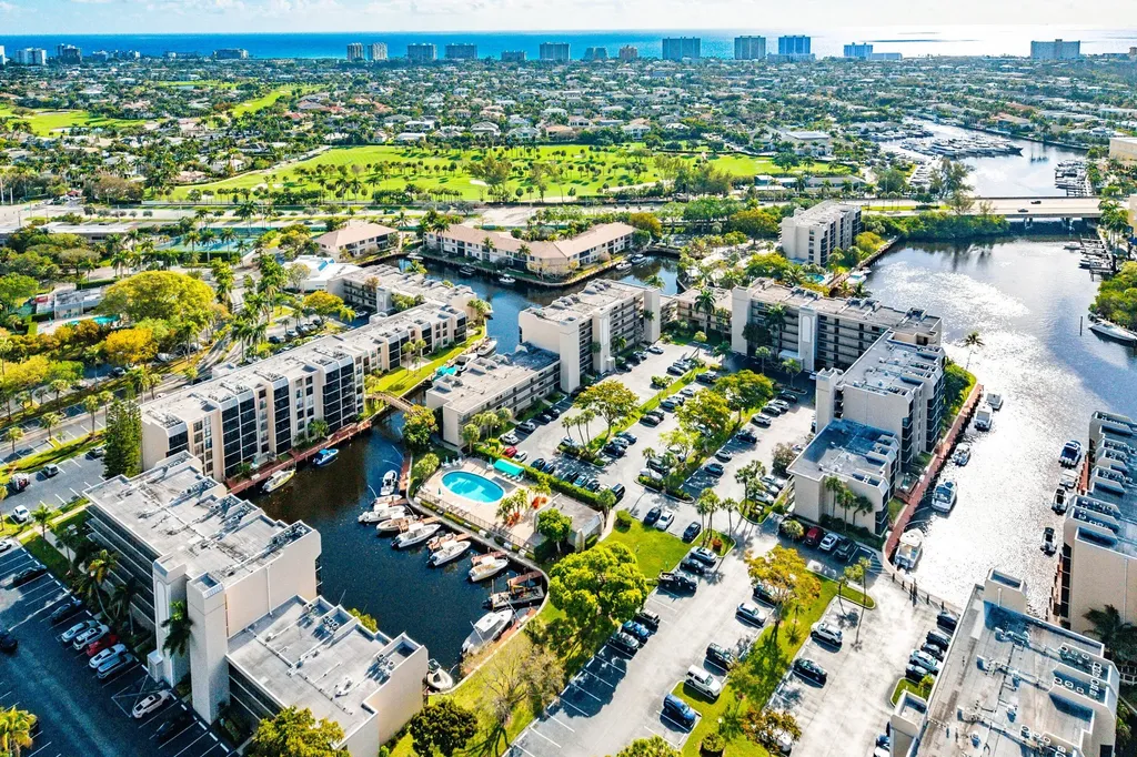 6 Royal Palm Way Boca Raton FL 33432