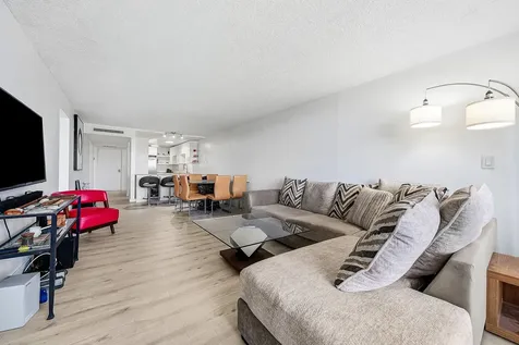 6 Royal Palm Way Boca Raton FL 33432