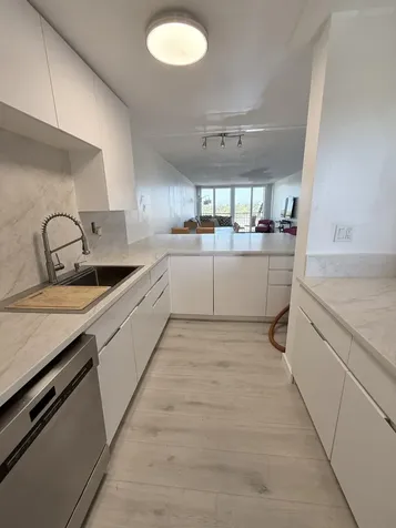 6 Royal Palm Way Boca Raton FL 33432