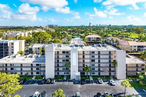 6 Royal Palm Way Boca Raton FL 33432