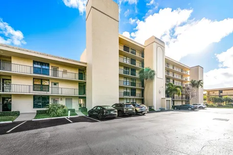 6 Royal Palm Way Boca Raton FL 33432
