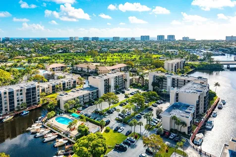 6 Royal Palm Way Boca Raton FL 33432