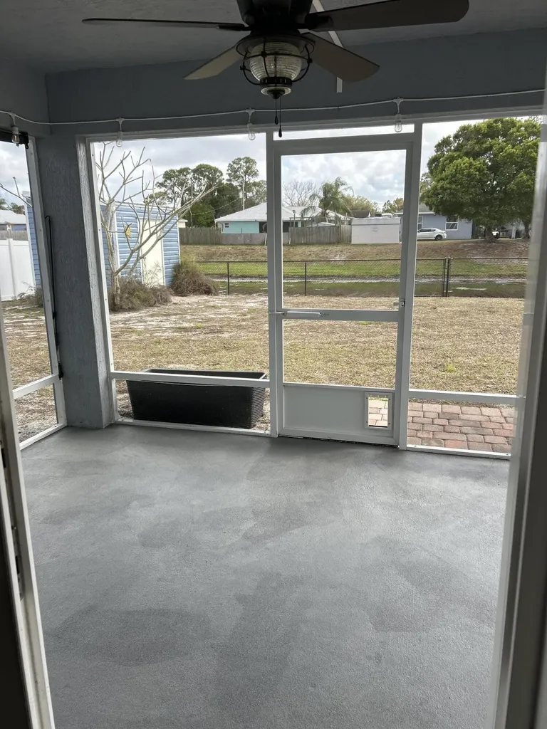 1114 SW Bellevue Avenue Port St Lucie FL 34953