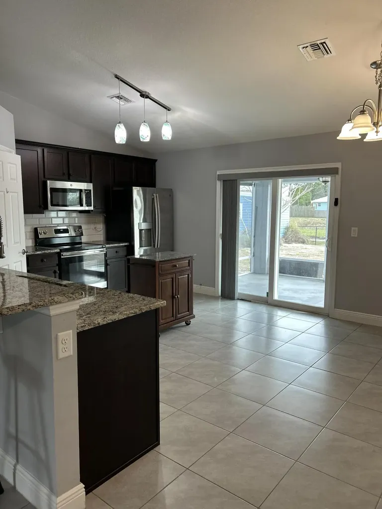 1114 SW Bellevue Avenue Port St Lucie FL 34953