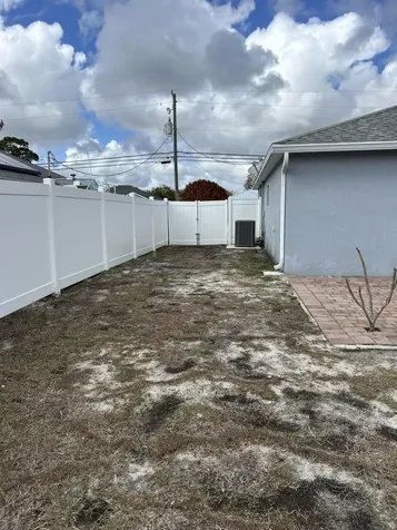 1114 SW Bellevue Avenue Port St Lucie FL 34953
