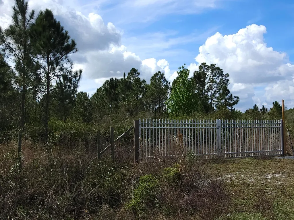 17720 NW 268th Street Okeechobee FL 34972