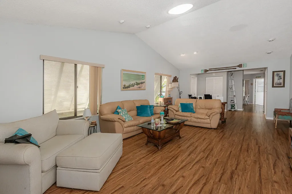 10074 Hickorywood Place Boynton Beach FL 33437