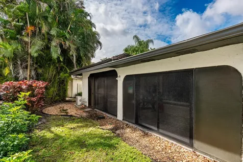 10074 Hickorywood Place Boynton Beach FL 33437