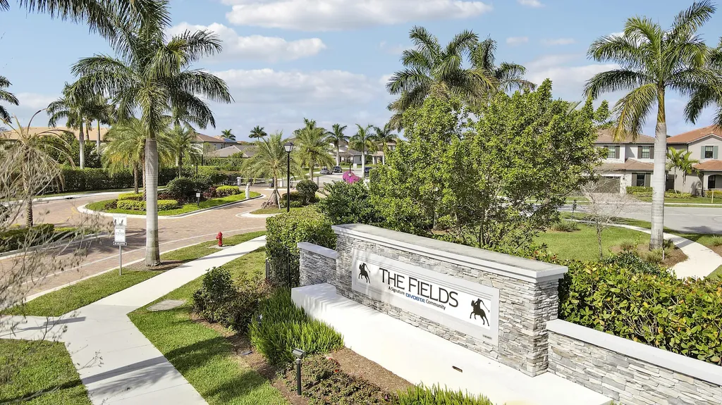 4795 Chantilly Road Wellington FL 33467