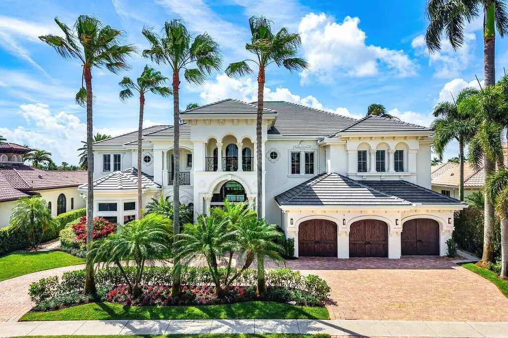 686 Hermitage Circle Palm Beach Gardens FL 33410