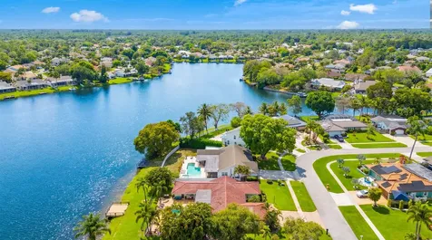 12853 Guilford Circle Wellington FL 33414
