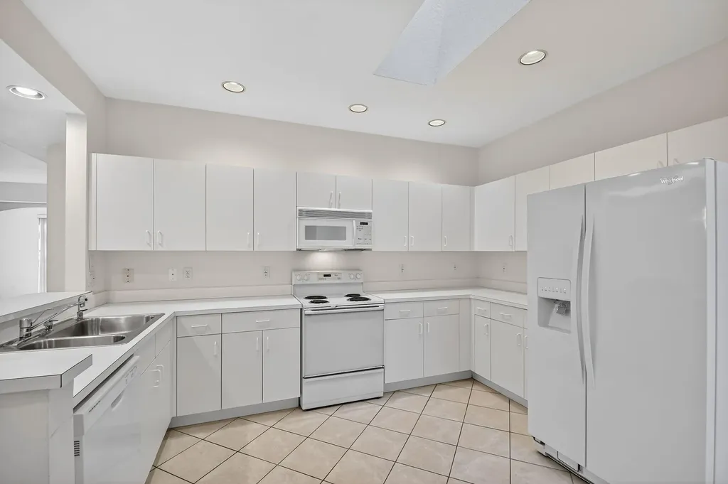 12574 Crystal Pointe Drive Boynton Beach FL 33437