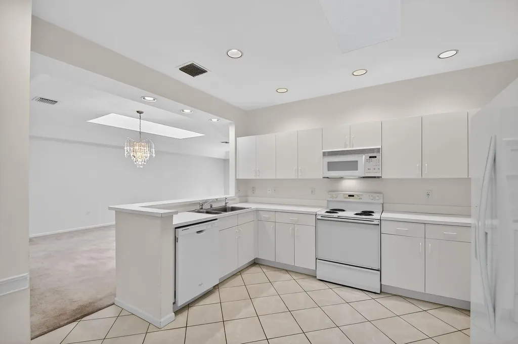 12574 Crystal Pointe Drive Boynton Beach FL 33437