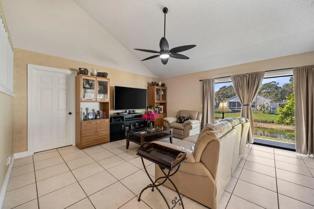3874 Circle Lake Drive West Palm Beach FL 33417