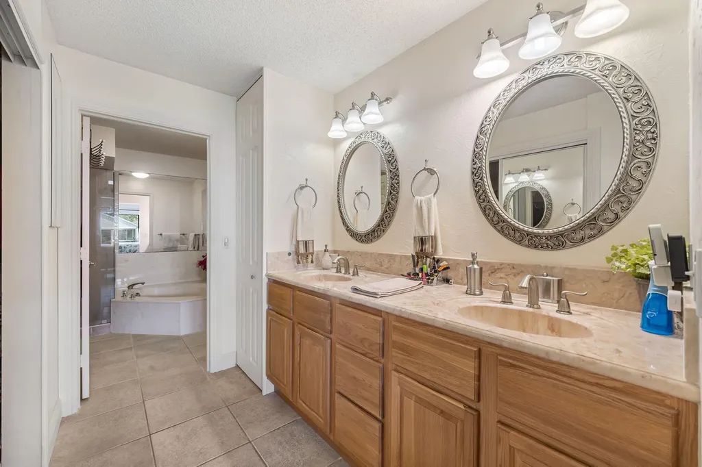 3874 Circle Lake Drive West Palm Beach FL 33417