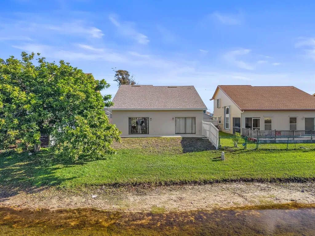 3874 Circle Lake Drive West Palm Beach FL 33417