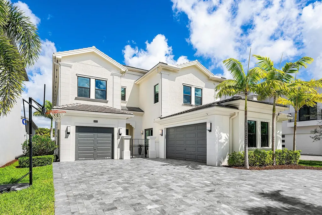 9065 Benedetta Place Boca Raton FL 33496