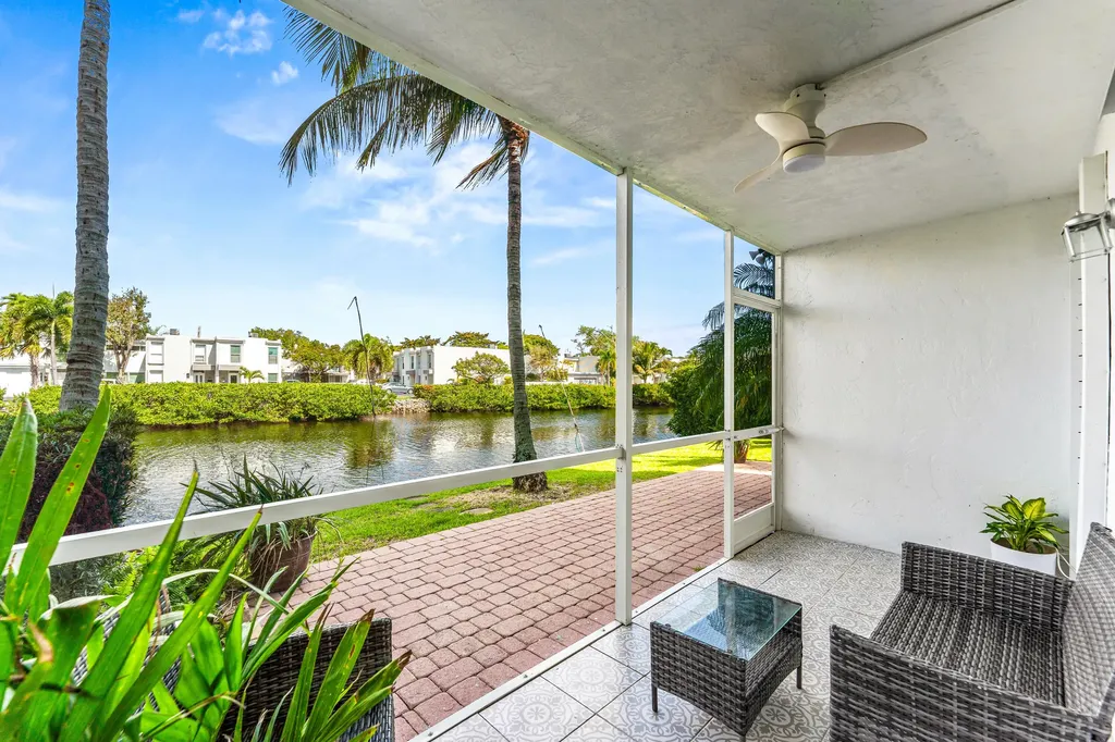 801 NE 18th Court Fort Lauderdale FL 33305