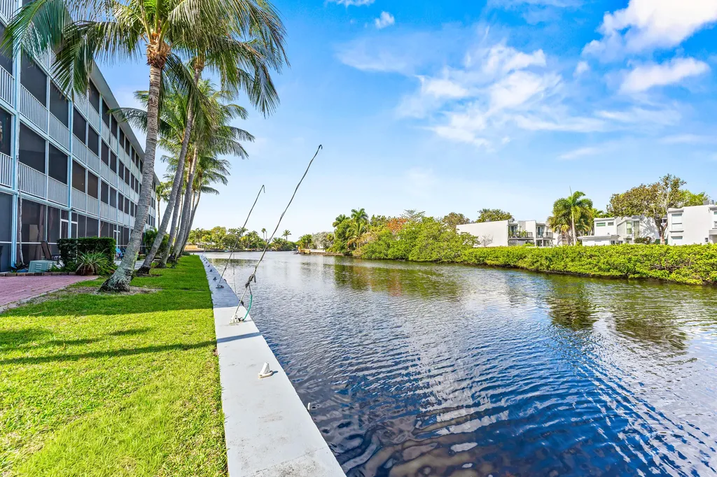 801 NE 18th Court Fort Lauderdale FL 33305