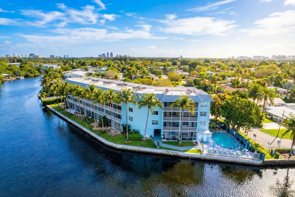 801 NE 18th Court Fort Lauderdale FL 33305