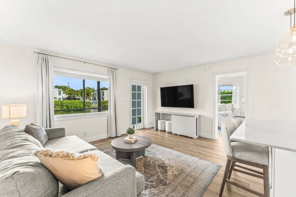 801 NE 18th Court Fort Lauderdale FL 33305